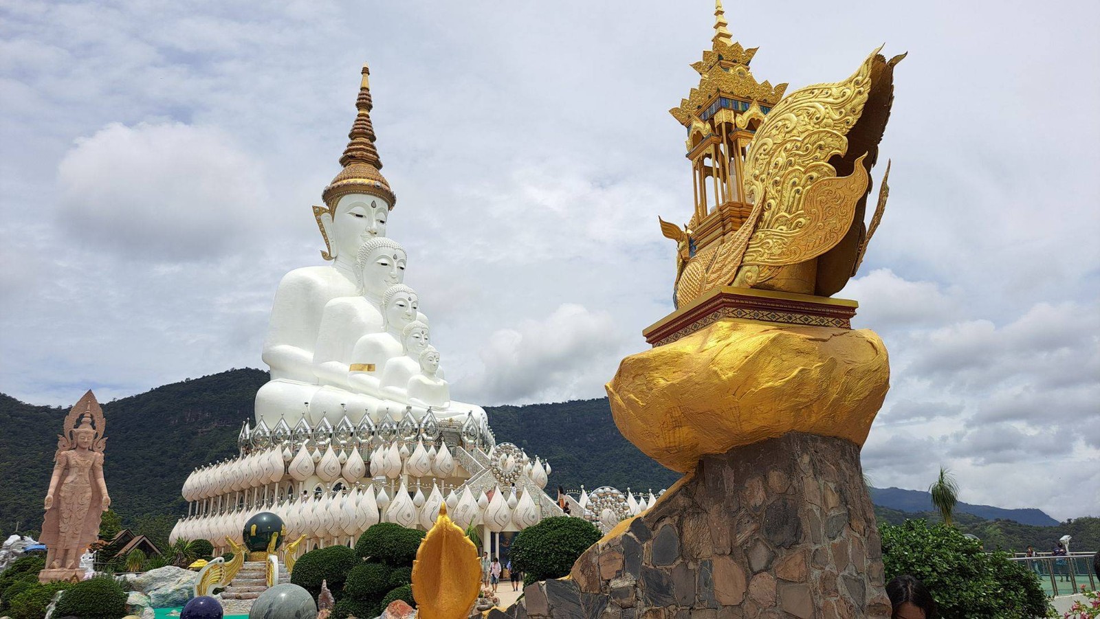 Wat Pha Son Kaeo - Khaem Son, Khao Kho, Phetchabun