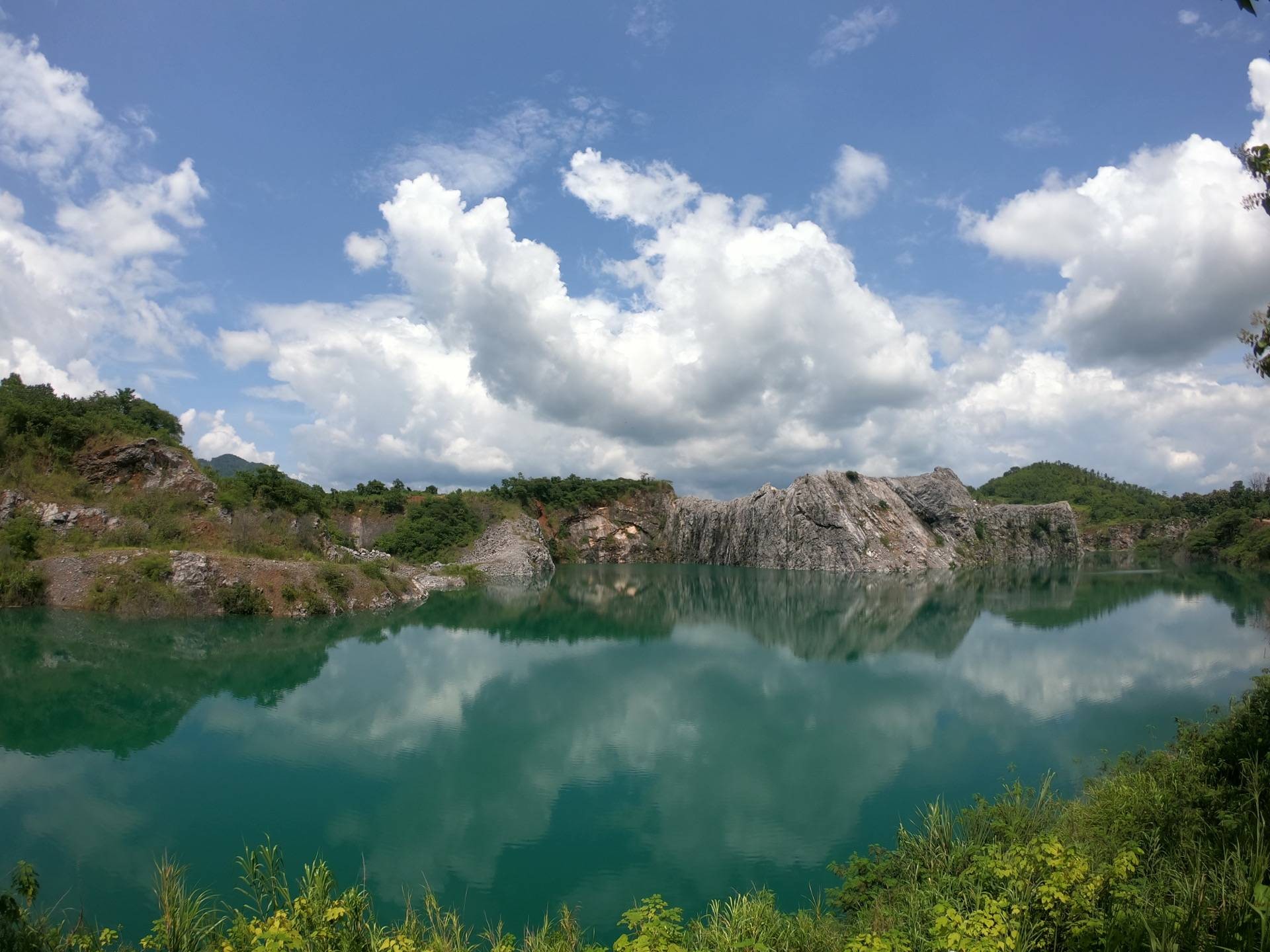 Blue Lagoon - รีวิวที่ 1